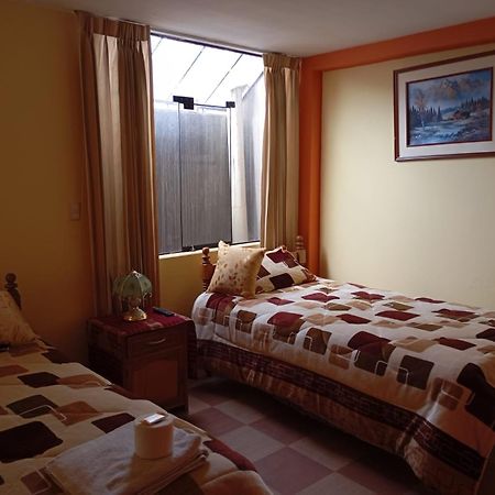 Hostal Vista Al Lago Titicaca Puno Buitenkant foto